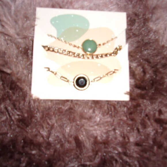 NEW VERTICAL COLLECTIVE 3 chain bracelets set in gold - Picture 5 of 5